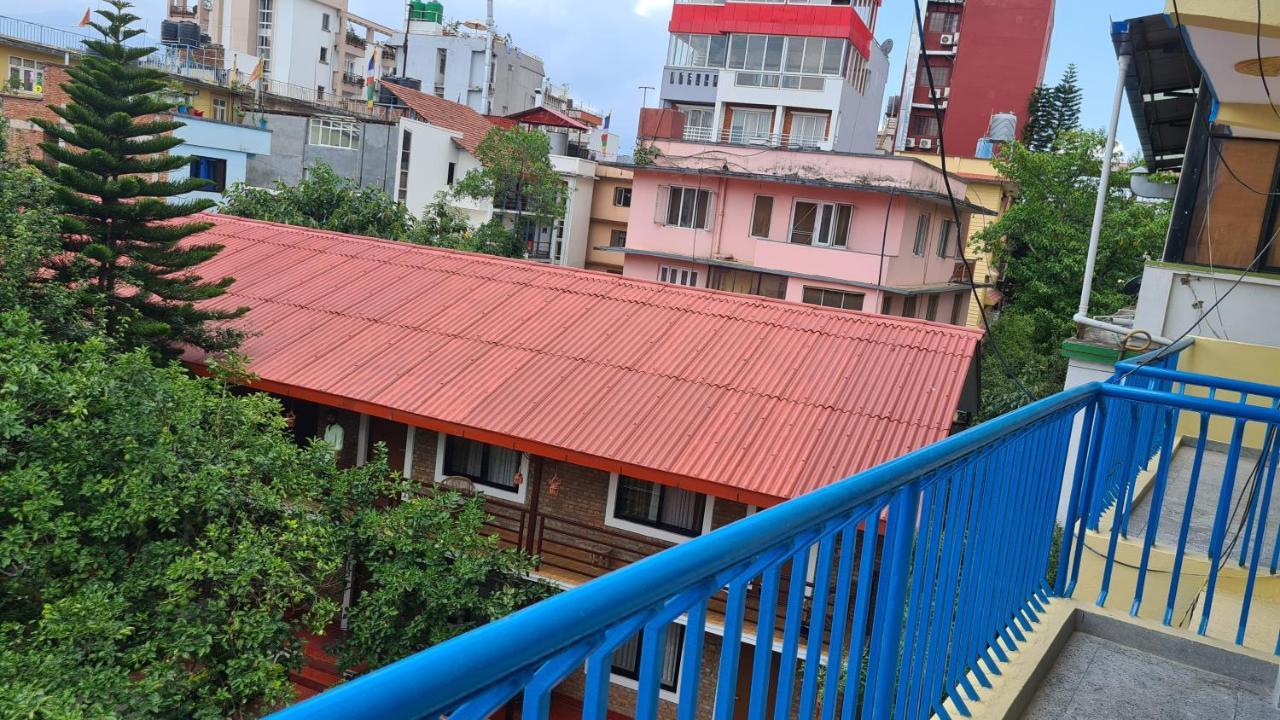 Temple Town Inn Katmandú Exterior foto